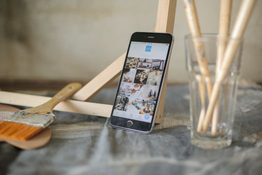 Amplify Your Art: Social Media Tactics for Artists to Shine Online